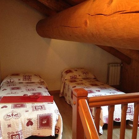 Maison Des Challant Challand Saint Victor Екстериор снимка