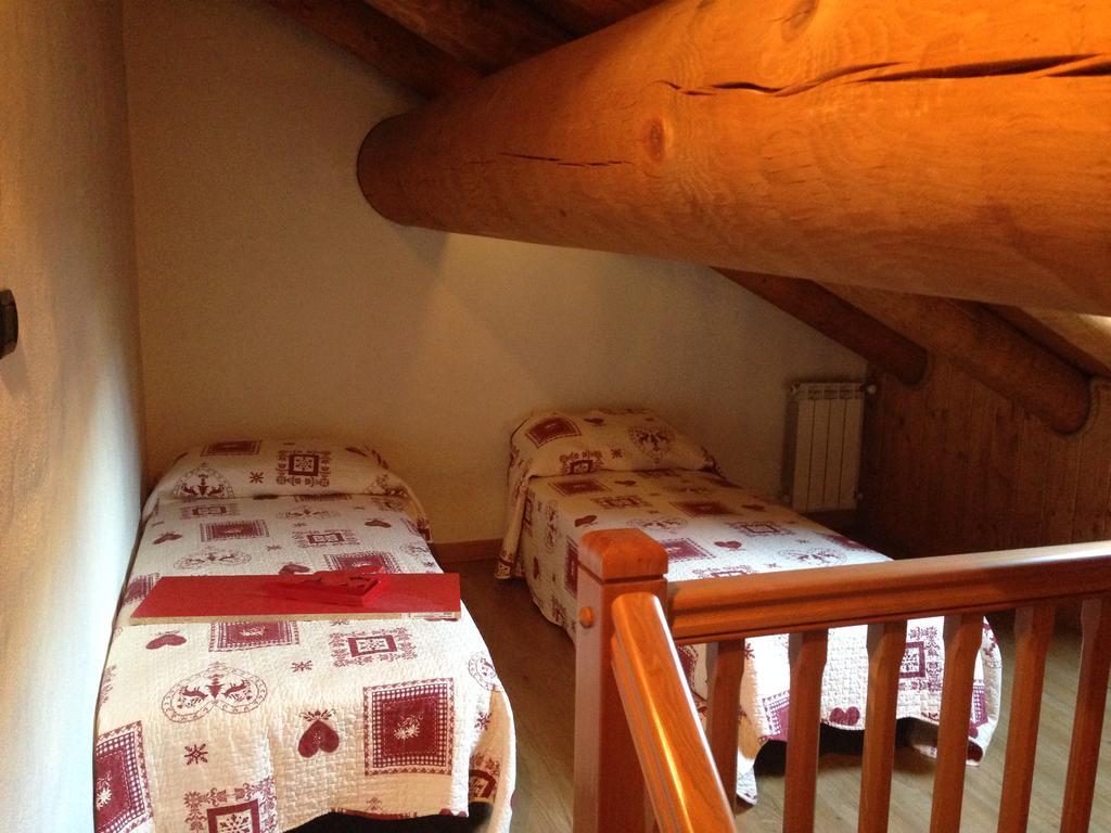 Maison Des Challant Challand Saint Victor Екстериор снимка