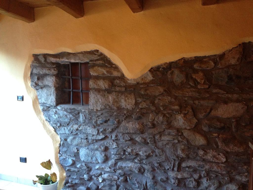 Maison Des Challant Challand Saint Victor Екстериор снимка