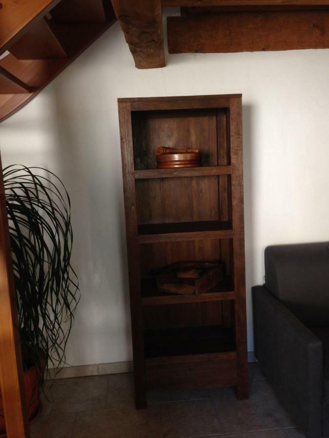Maison Des Challant Challand Saint Victor Стая снимка